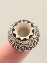 Load image into Gallery viewer, Dollhouse Miniature ~ 1:12 Scale, Gloria Bogulas Painted Vase
