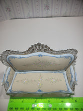 Load image into Gallery viewer, 4pc Bespaq Blue Floral &amp; White Living Room Set
