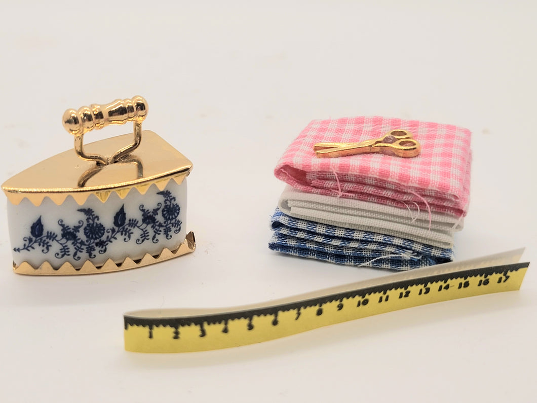 Dollhouse Miniature ~ Reutter Porcelain 3pc Sewing Kit