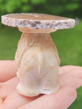 Load image into Gallery viewer, Elephant Table with Geode Top
