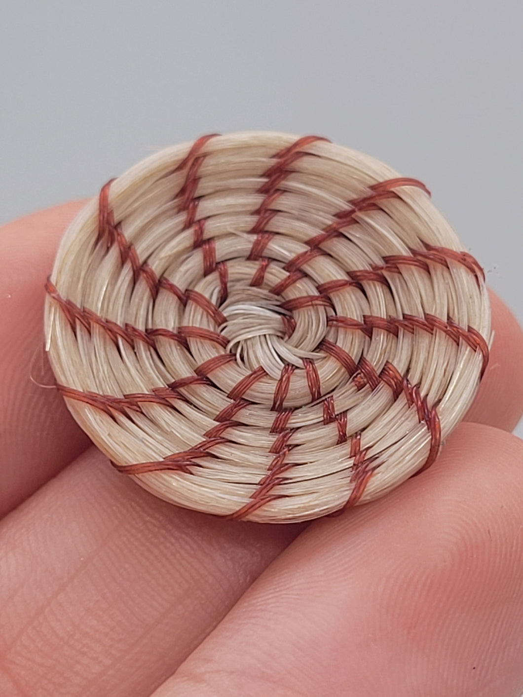 Dollhouse Miniature ~ 1:12 Scale, Horse Hair Platter