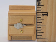 Load image into Gallery viewer, Dollhouse Miniature ~ 1:24 Scale, Handmade 5 Piece Oak Bedroom Set
