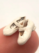 Load image into Gallery viewer, Dollhouse Miniature ~ 1:24 Scale, Dolls Cobbler Shoes
