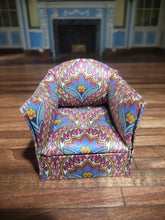 Load image into Gallery viewer, 2pc Lotus Pattern Living Room Set
