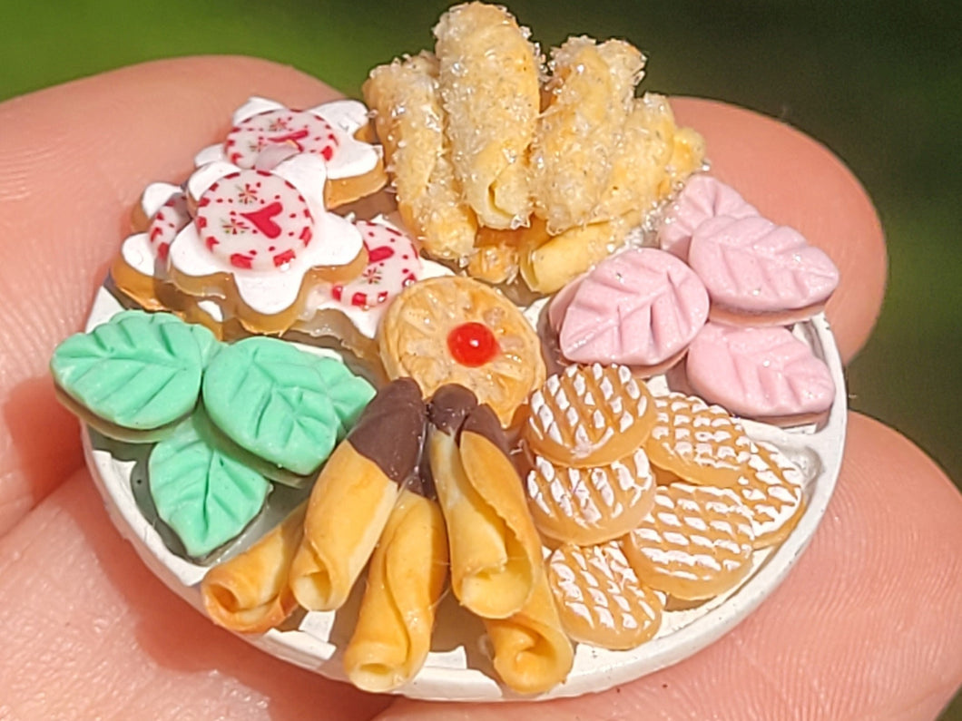 Anne Caesar - Assorted Cookie Platter