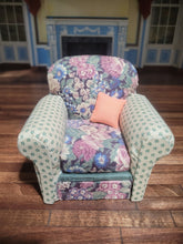 Load image into Gallery viewer, 3pc Faded Floral Sofa, Ottoman and Arm Chair Set *Pre-Owned*
