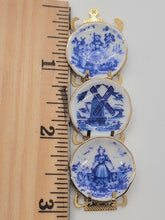 Load image into Gallery viewer, Dollhouse Miniature ~ 1:12 Scale, 3-Tier Delft Plate Rack by Reutter Porcelain
