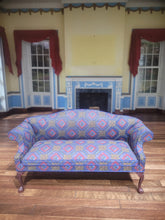 Load image into Gallery viewer, Dark Blue Couch w/ Flower &amp; Shape Pattern
