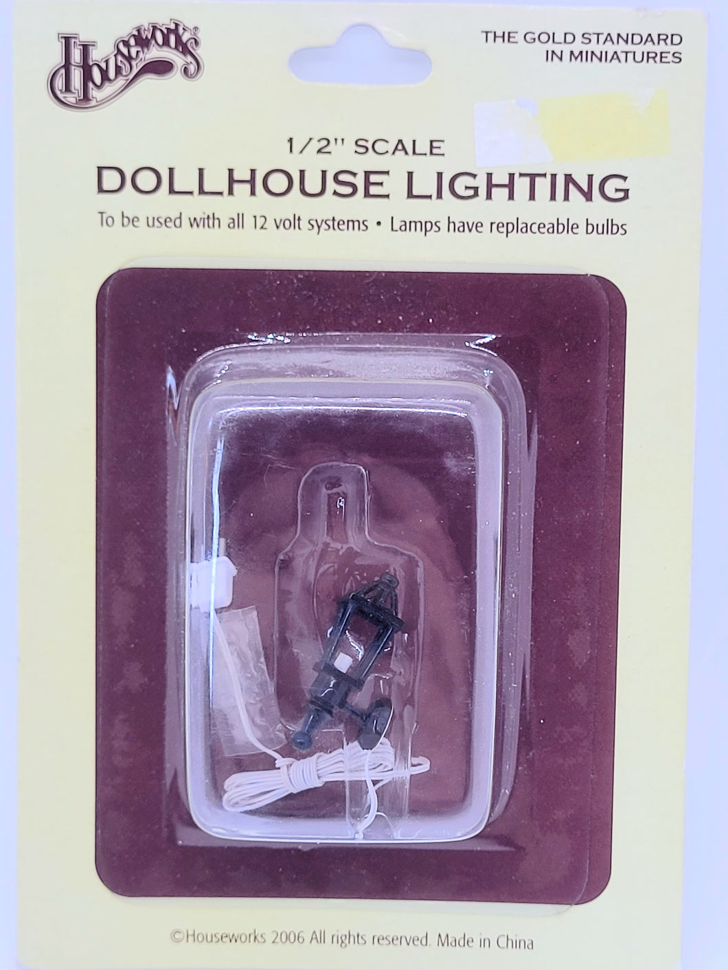 Dollhouse Miniature ~ 1/2