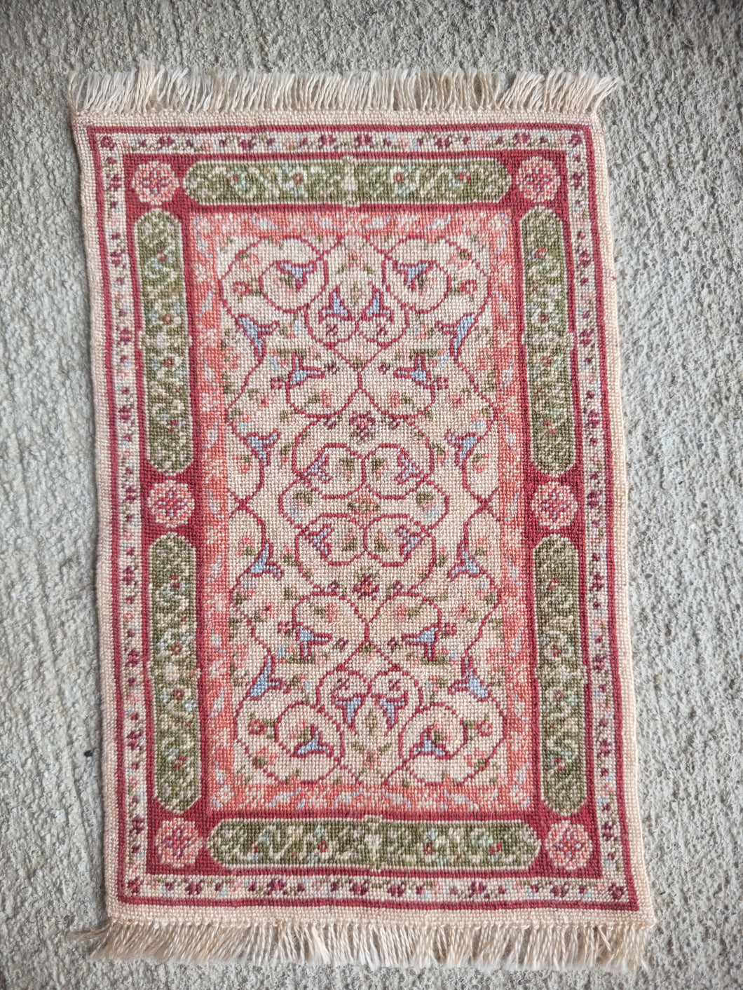 Dollhouse Miniature ~ Petit Point Ornamental Vine Pattern Rug with Fringe - Ursula Sauerberg
