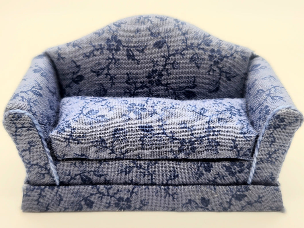 Dollhouse Miniature ~ 1:24 Scale, Blue Floral Couch