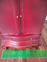 Load image into Gallery viewer, JBM Mahogany Dutch Baby House
