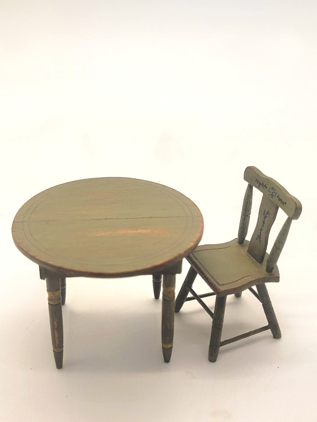 Dollhouse Miniature ~ 1:24 Scale, 2pc Green Wooden Table and Chair Set – Signed RP