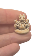 Load image into Gallery viewer, Zadar – Unpainted Metal Mice Making Mouse Snowman Figurine
