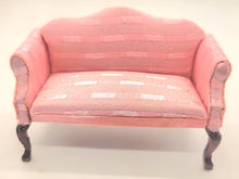 Load image into Gallery viewer, Dollhouse Miniature ~ 1:24 Scale, Pink Patterned Regal Couch
