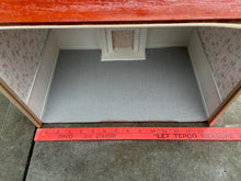 Load image into Gallery viewer, Cute Roombox - Electrified
