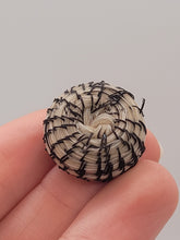 Load image into Gallery viewer, Dollhouse Miniature ~ 1:12 Scale, Blonde Horse Hair Bowl
