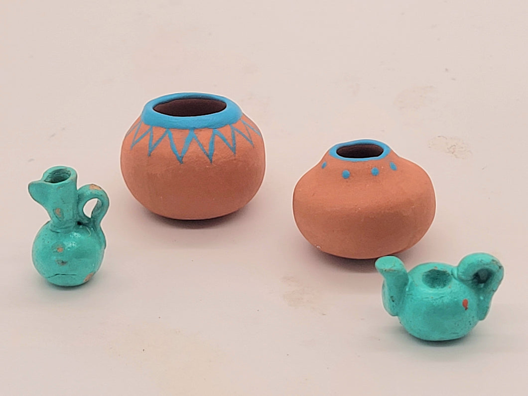 Dollhouse Miniature ~ 1:12 Scale, 5pc Handpainted Pottery