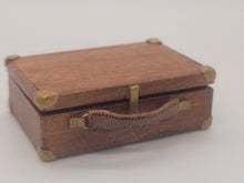 Load image into Gallery viewer, D. Pettit Artists Paint Box 1998

