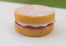 Load image into Gallery viewer, Victoria Vanilla Sponge Cake

