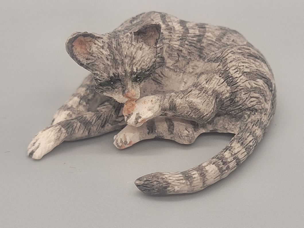 Resin Grey Tabby Cat Grooming Paws