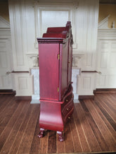 Load image into Gallery viewer, JBM Mahogany Dutch Baby House
