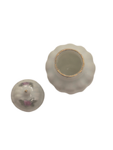 Load image into Gallery viewer, Bespaq Porcelain Urn or Vase with Flower Design and Lid
