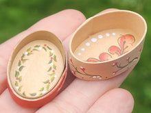 Load image into Gallery viewer, Al Chandronnait - Painted Oval Shaker Box
