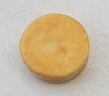 Load image into Gallery viewer, Victoria Vanilla Sponge Cake
