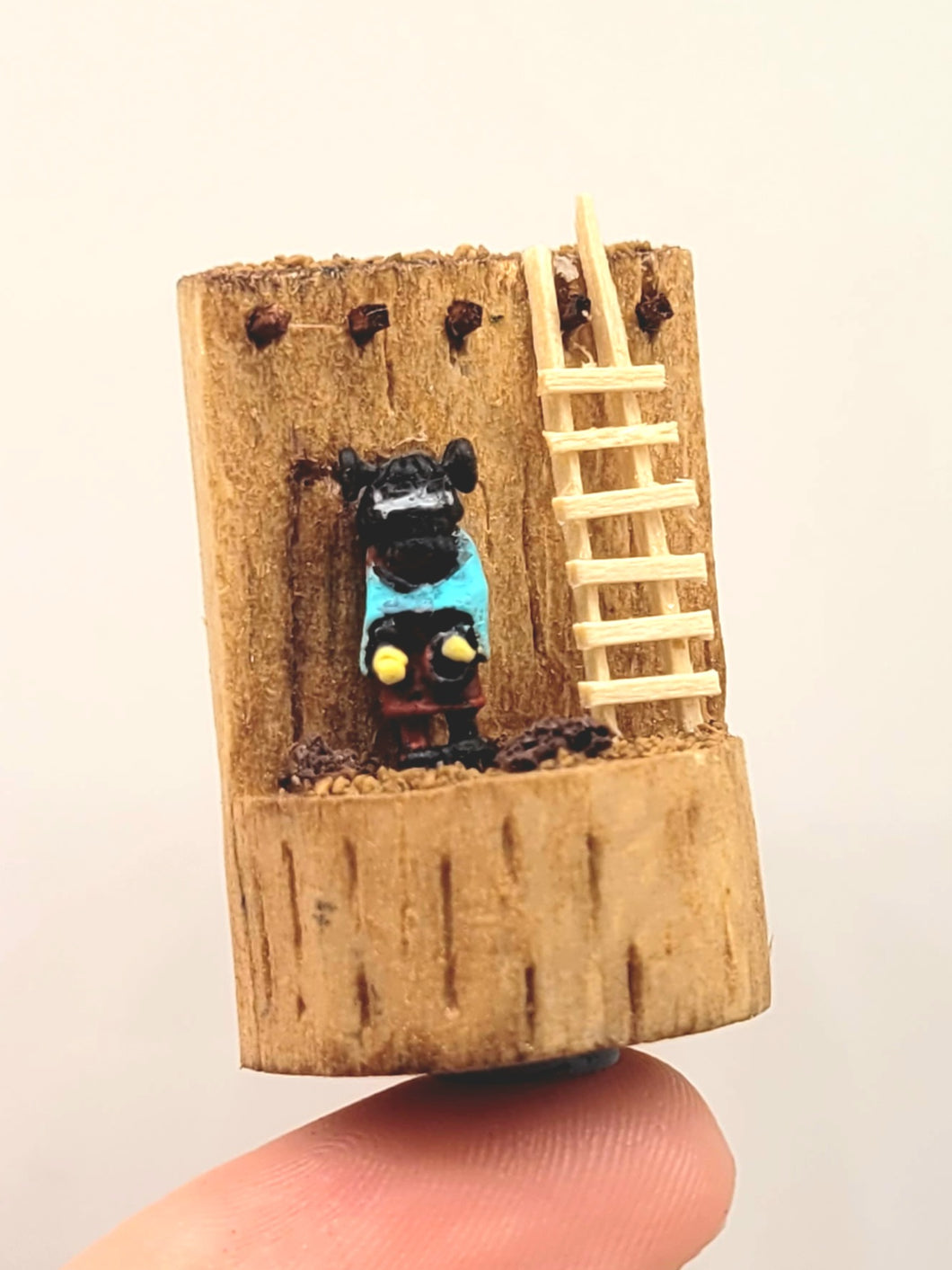 Dollhouse Miniature ~ 1:12 Scale, Little Figurine in Wood Stump Toy