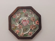 Load image into Gallery viewer, 1½&quot; Sailor&#39;s Valentine – Rope Branches and Flowers with Center Heart - by Pam Friend
