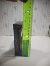 Load image into Gallery viewer, Fireplace w/ Removable Interior - Hindeloopen
