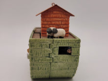 Load image into Gallery viewer, 2003 Hallmark Ornament - Noah&#39;s Ark

