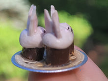 Load image into Gallery viewer, Rabbit Cupcakes
