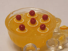 Load image into Gallery viewer, Tropical Punch with 8 Glasses
