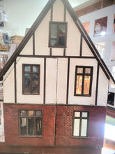 Load image into Gallery viewer, Lawbre - Raven&#39;s Croft Tudor
