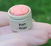Load image into Gallery viewer, Port Wine Cheese in Crock with Label
