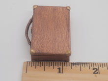 Load image into Gallery viewer, D. Pettit Artists Paint Box 1998
