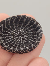 Load image into Gallery viewer, Dollhouse Miniature ~ 1:12 Scale, Black Horse Hair Tray
