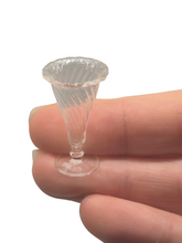 Load image into Gallery viewer, Glass Craft – Clear Vase with Inlaid Twist Design
