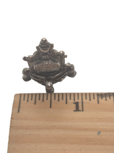 Load image into Gallery viewer, Jeanetta Kendall – Metal Clock w/ Point

