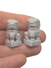 Load image into Gallery viewer, Vince Stapleton – 2pc Porcelain Lion Statues
