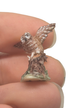 Load image into Gallery viewer, Jackie Transue – Vintage Porcelain Owl Figurine 1986
