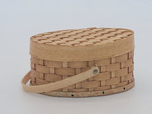 Load image into Gallery viewer, Al Chandronnait – Woven Basket with Handle &amp; Removable Lid
