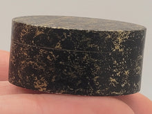 Load image into Gallery viewer, Al Chandronnait ‐ Painted Oval Box
