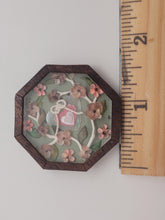 Load image into Gallery viewer, 1½&quot; Sailor&#39;s Valentine – Rope Branches and Flowers with Center Heart - by Pam Friend
