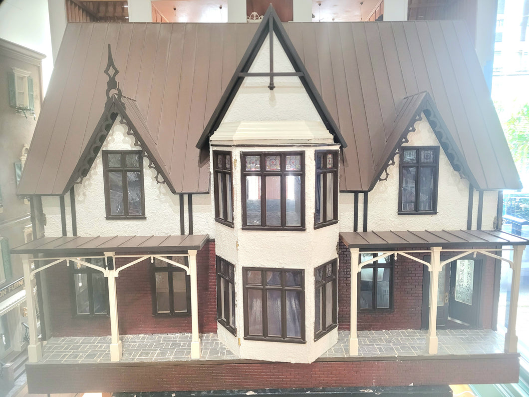 Lawbre - Raven's Croft Tudor