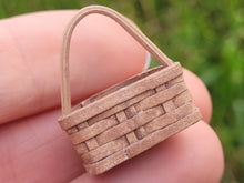 Load image into Gallery viewer, Al Chandronnait - Hanging Half-Basket
