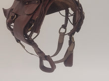 Load image into Gallery viewer, Nantasy Fantasy Leather Saddle - Large
