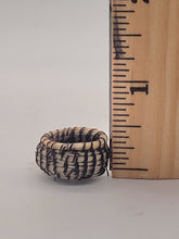 Load image into Gallery viewer, Dollhouse Miniature ~ 1:12 Scale, Blonde Horse Hair Bowl
